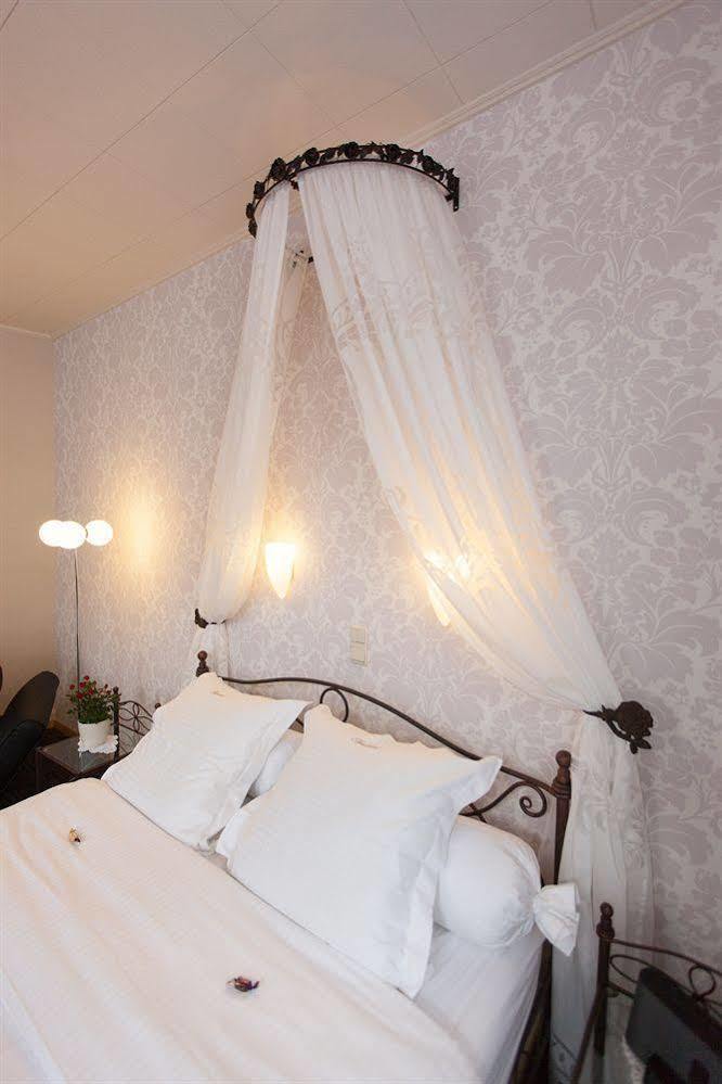 Bariseele (adults Only) Couette-café